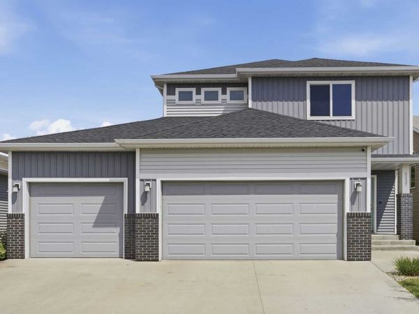 5537 38th Avenue S, Fargo, ND 58104