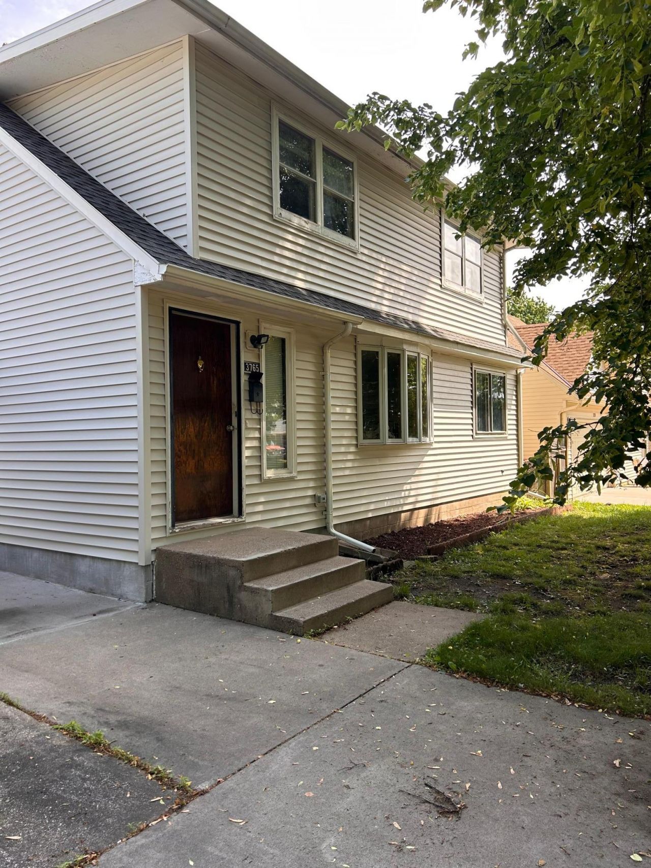 3765 74th Street E, Inver Grove Heights, MN 55076