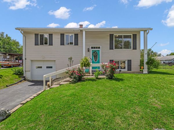 4546 Laclede Street , Indianapolis, IN 46221