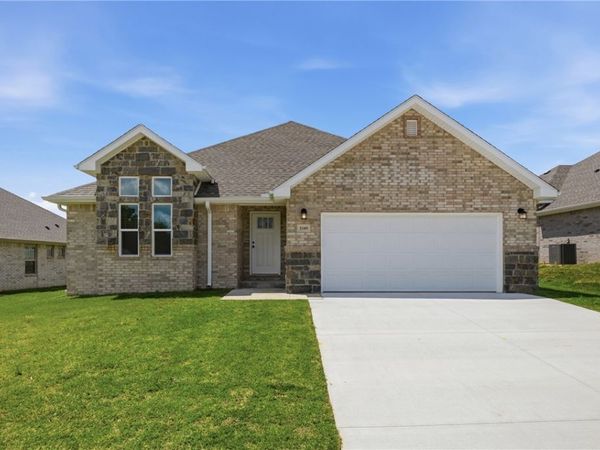 5109 Vista Avenue, Springdale, AR 72762