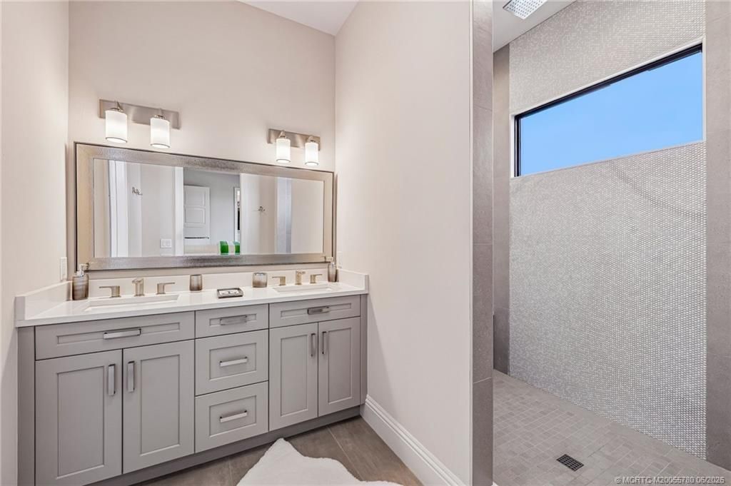 27182 Harbor Drive, Bonita Springs, FL 34135 Photo