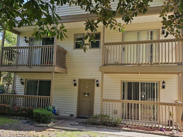 2300 TWELVE OAKS Drive, Unit APT B7, Orange Park, FL 32065