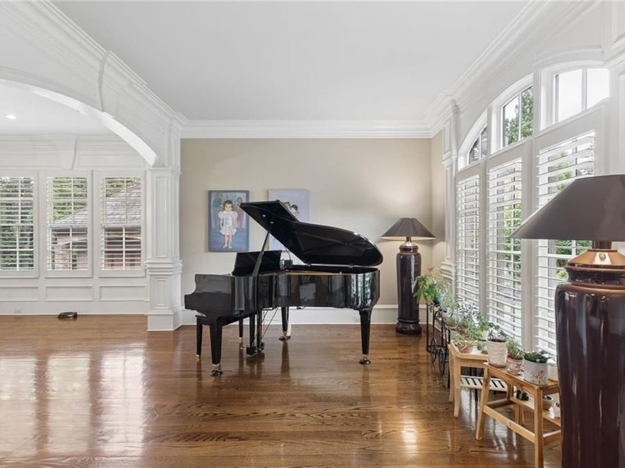 Property Image 8