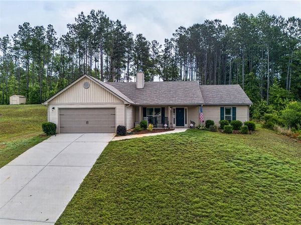 32 Armstrong Drive , Mansfield, GA 30055