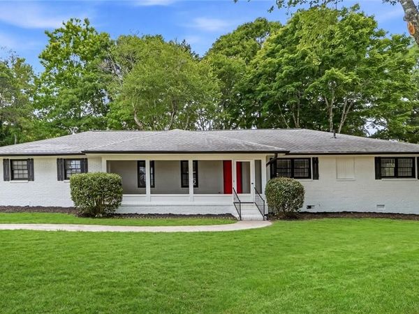 2738 Odum Street , Snellville, GA 30078