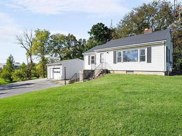12261 W SR 105, Oak Harbor, OH 43449