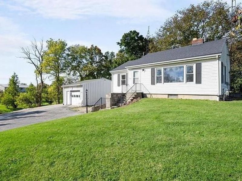 12261 W SR 105, Oak Harbor, OH 43449 Photo 1
