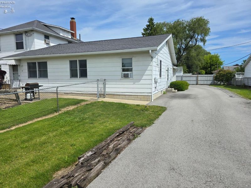2234 Putnam Street, Sandusky, OH 44870 Photo 5