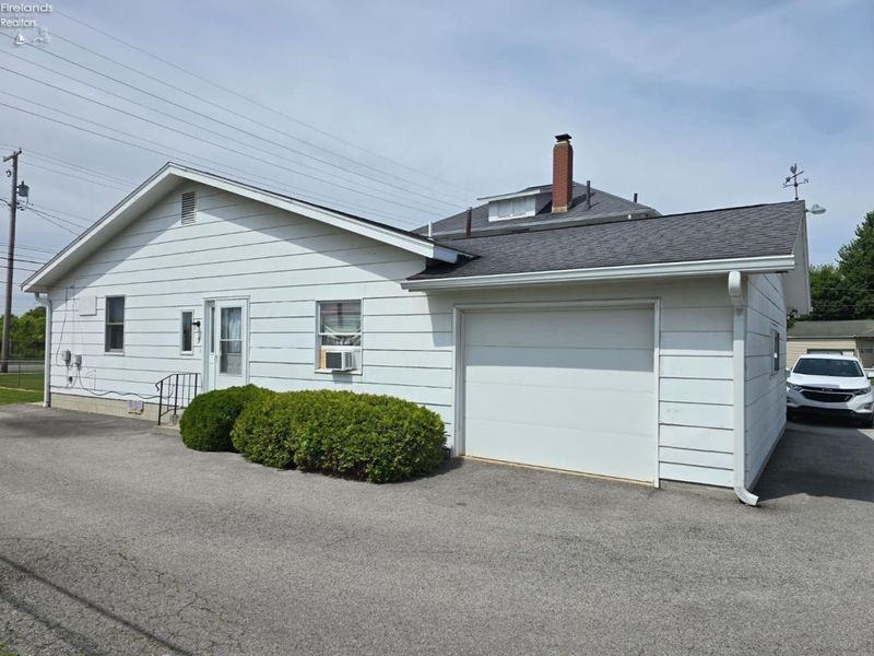 2234 Putnam Street, Sandusky, OH 44870 Photo 8