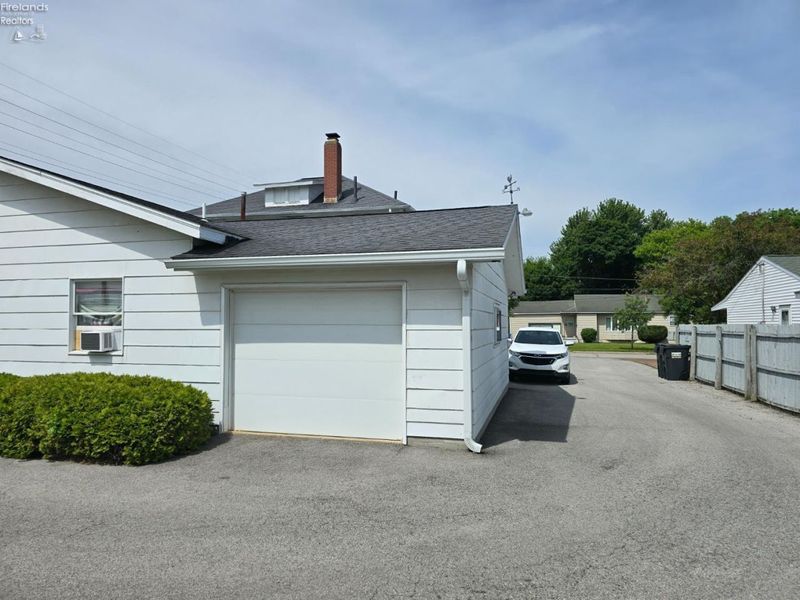 2234 Putnam Street, Sandusky, OH 44870 Photo 9