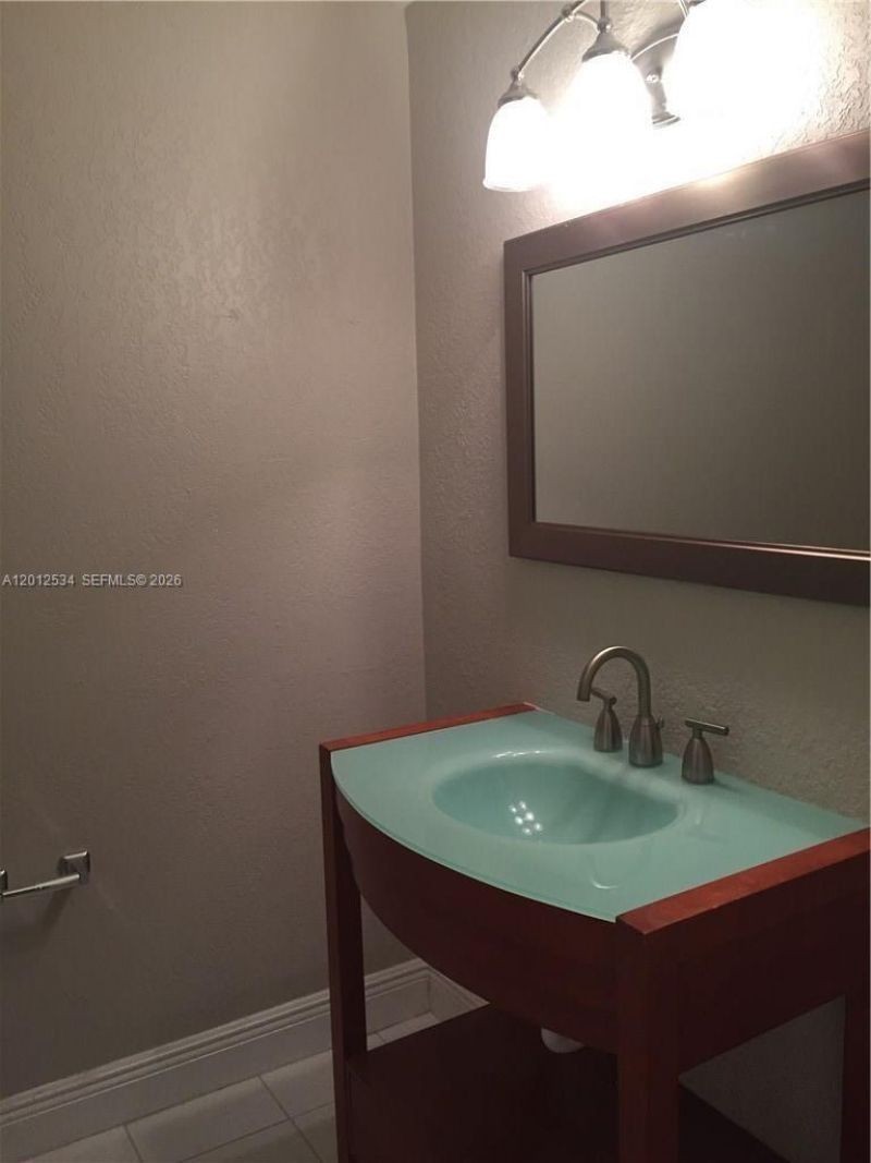 9810 NW 10th St , Unit 88, Pembroke Pines, FL 33024 Photo
