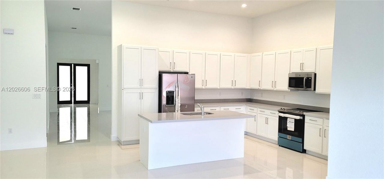 14423 SW 18th St , Miami, FL 33175 Photo