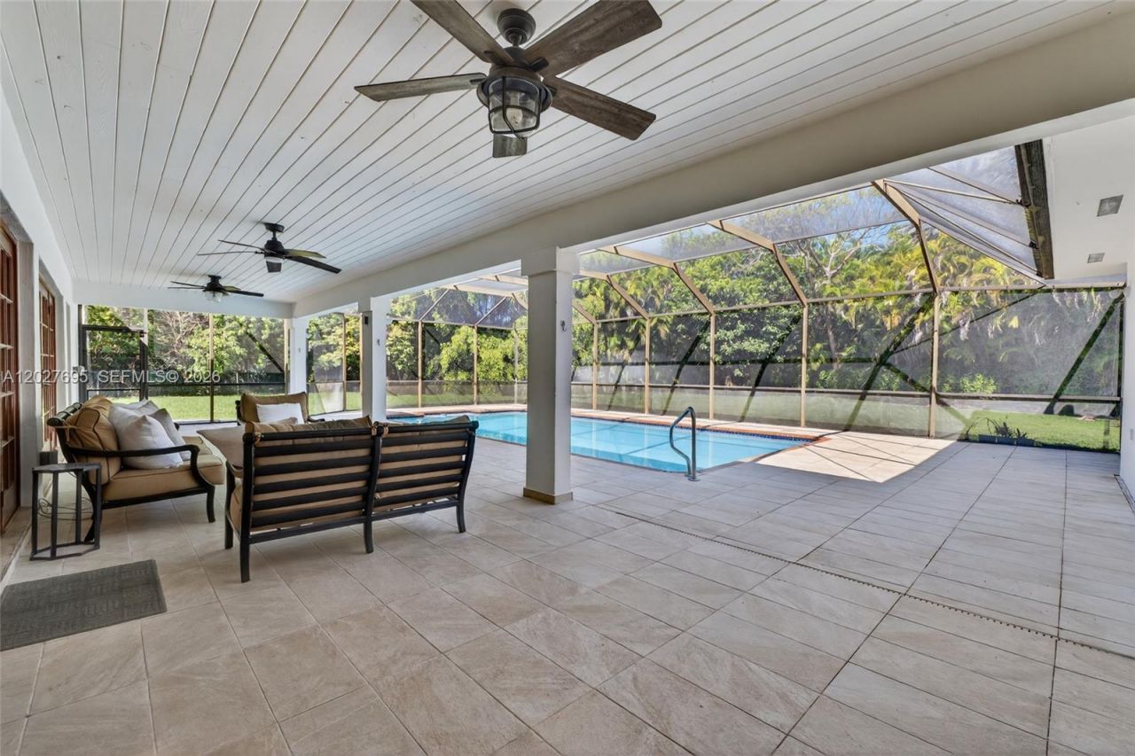 6125 SW 109th St , Pinecrest, FL 33156 Photo