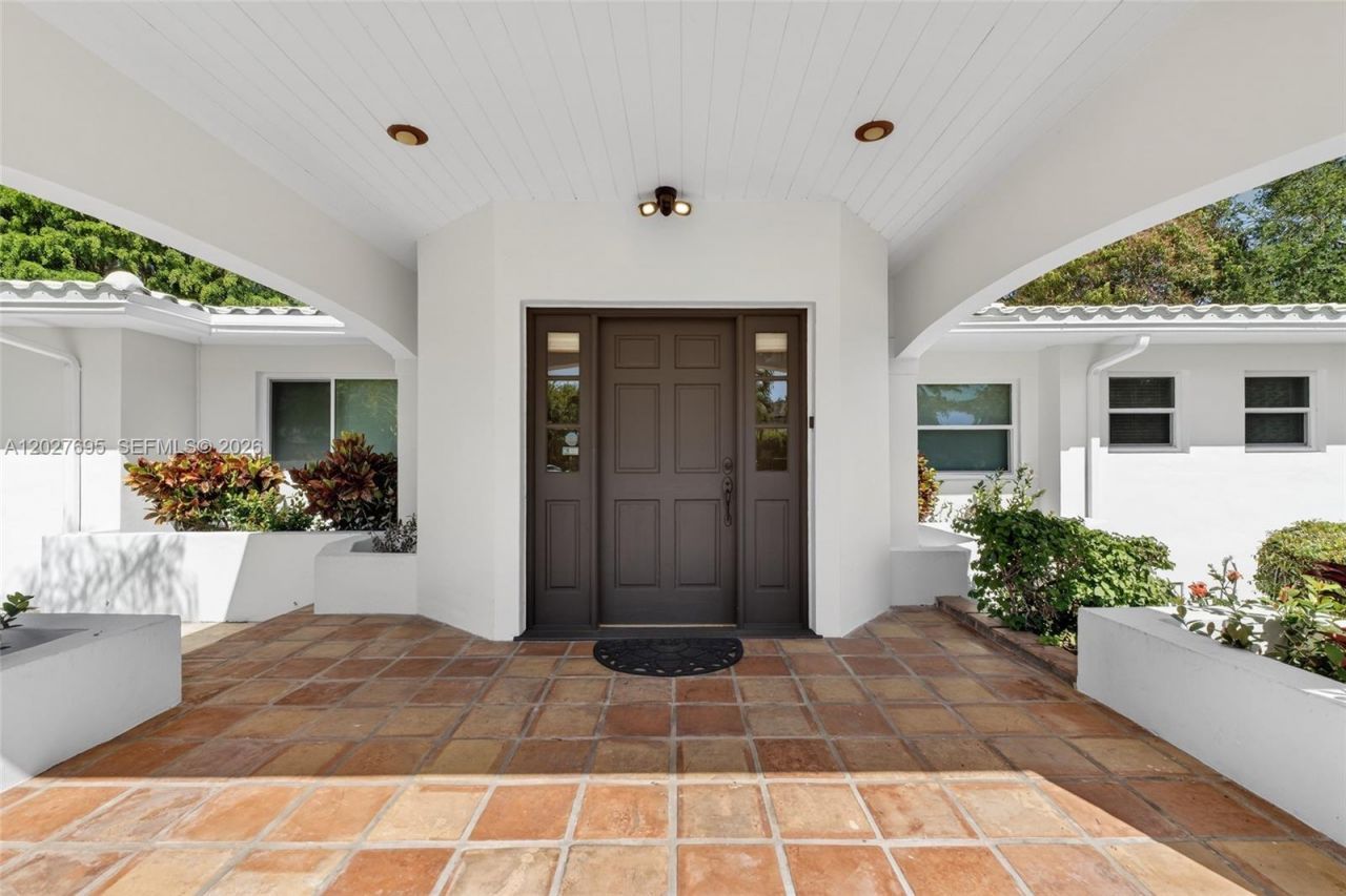 6125 SW 109th St , Pinecrest, FL 33156 Photo