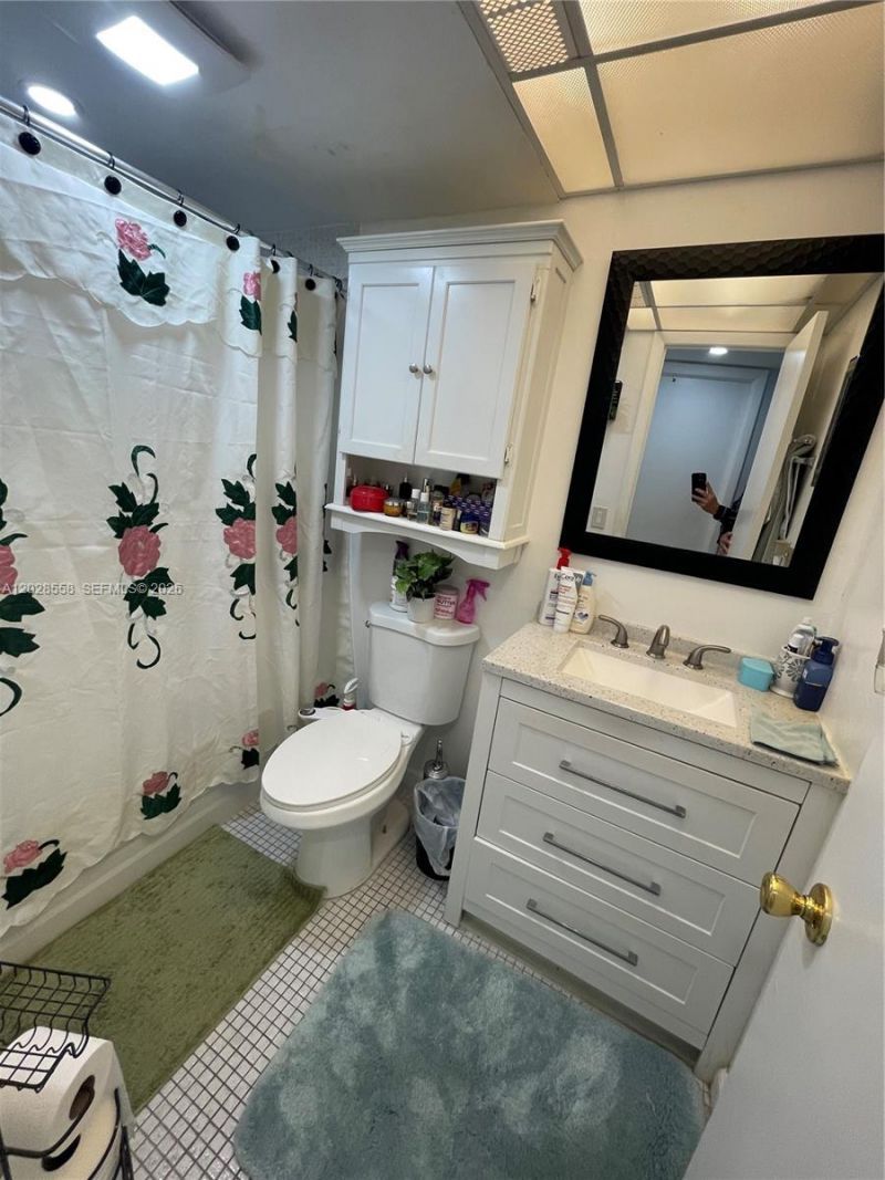 9281 Sunrise Lakes Blvd, Unit 209, Sunrise, FL 33322 Photo