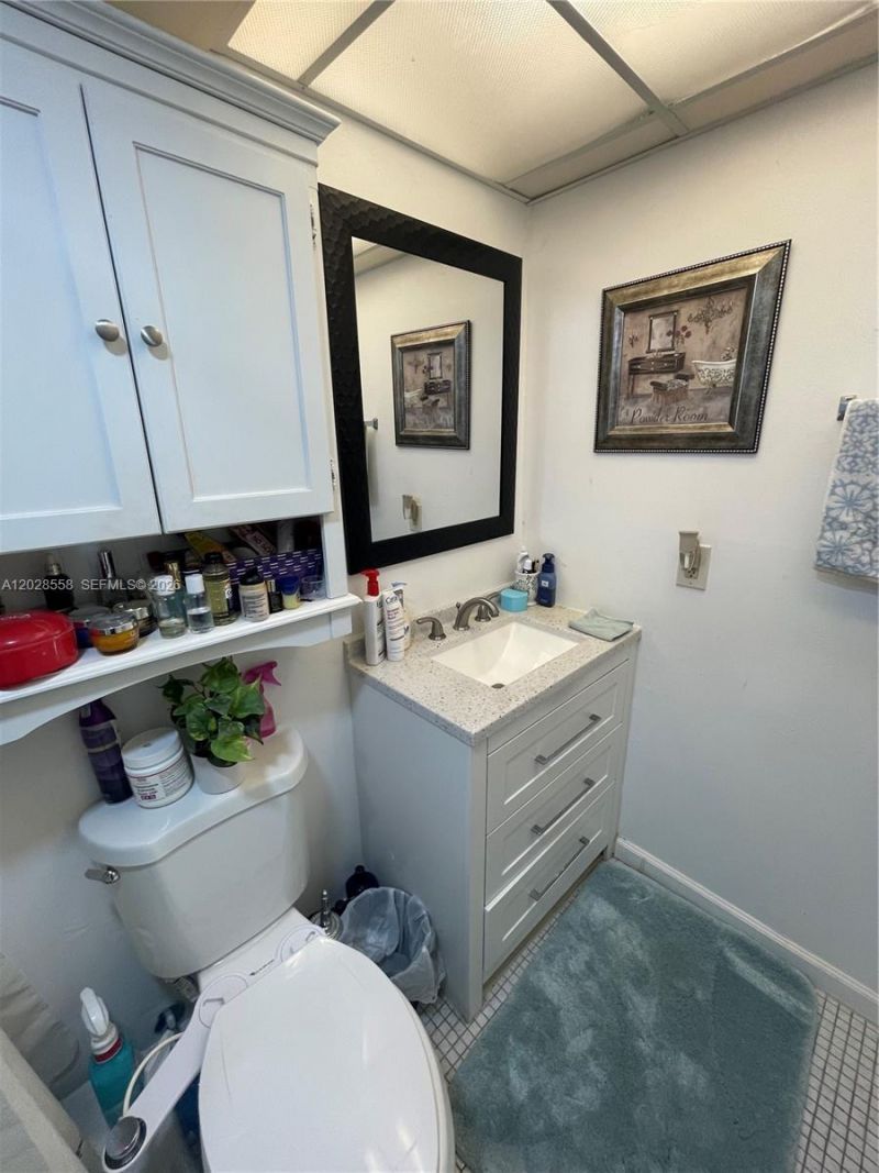 9281 Sunrise Lakes Blvd, Unit 209, Sunrise, FL 33322 Photo