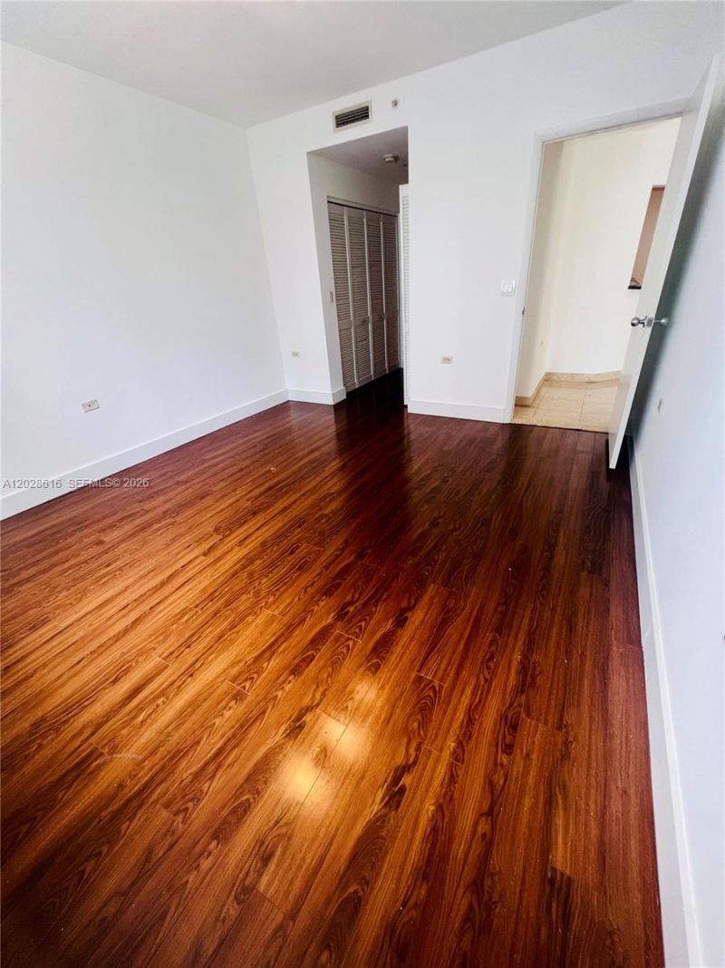 801 Brickell Key Blvd, Unit 906, Miami, FL 33131 Photo