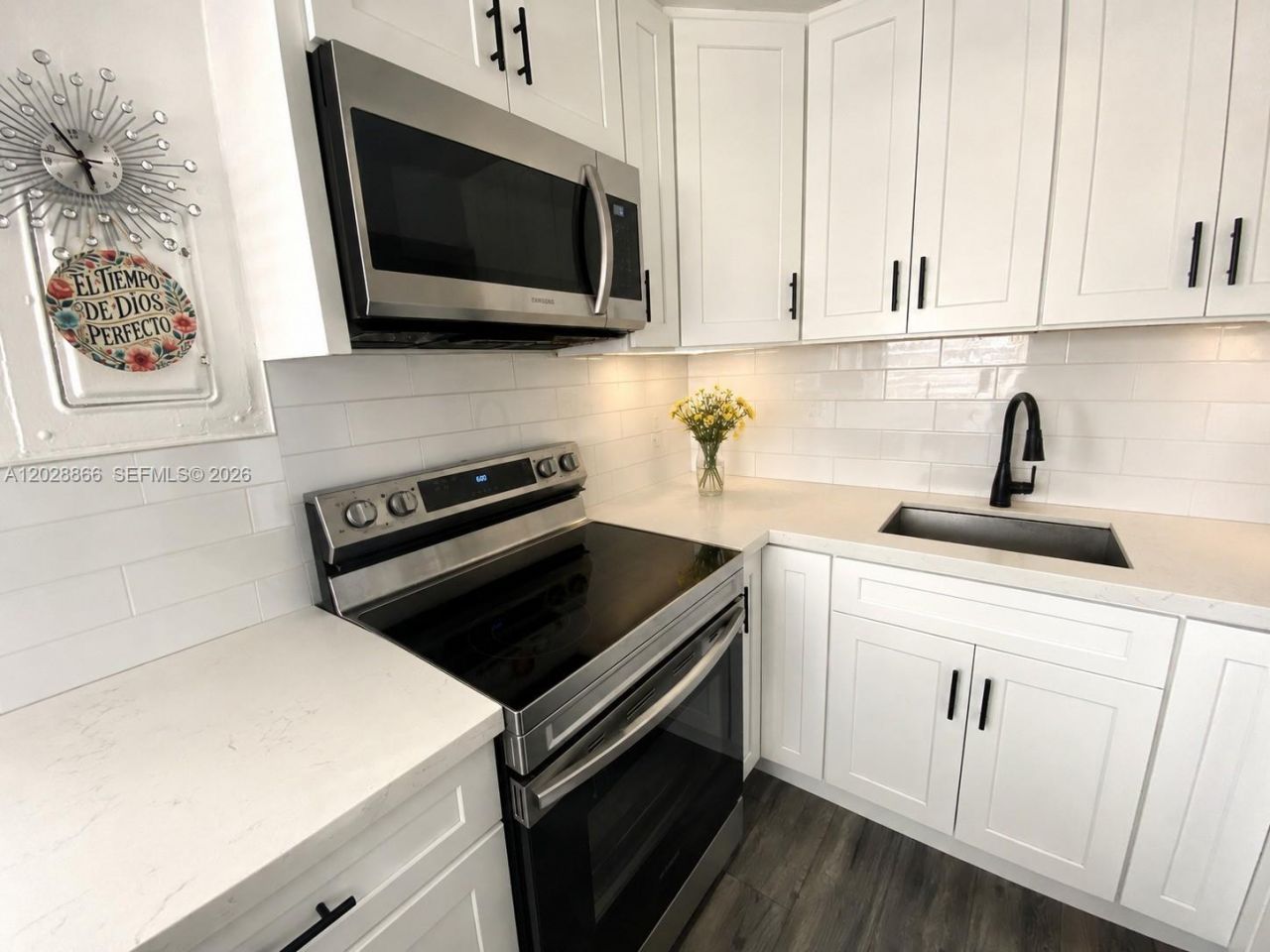 1570 W 46th St , Unit 214, Hialeah, FL 33012 Photo