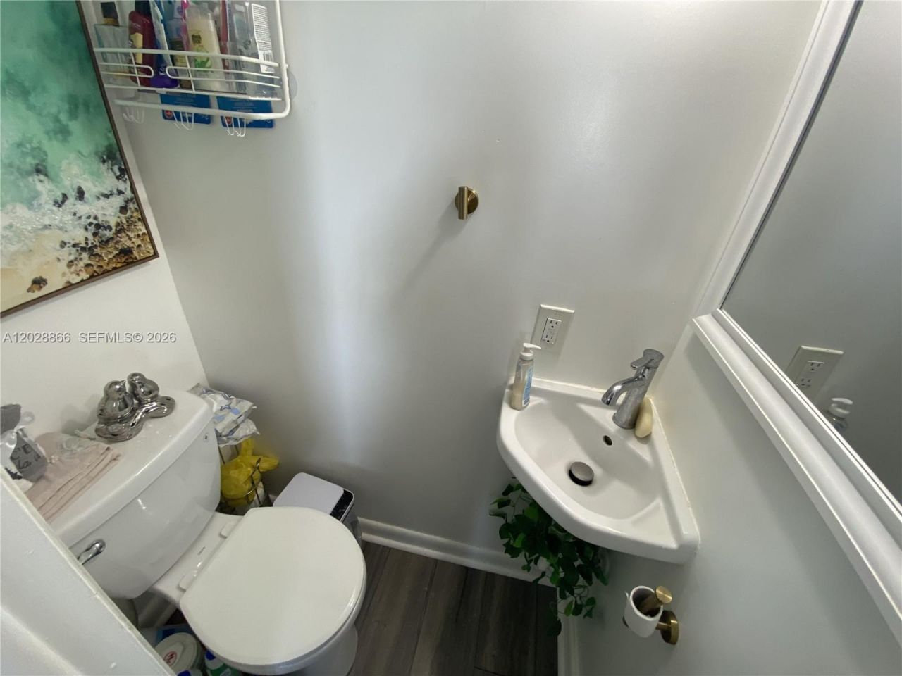 1570 W 46th St , Unit 214, Hialeah, FL 33012 Photo