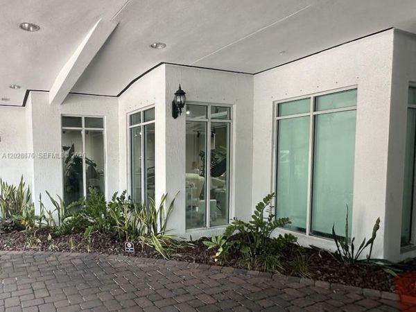 1627 SW 37th Ave, Unit CU-1, Miami, FL 33145
