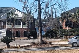 115 Mckelvey Place photo 4