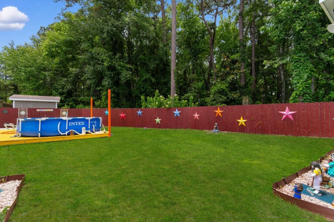 3279 Lyndon Dr.  Photo 27