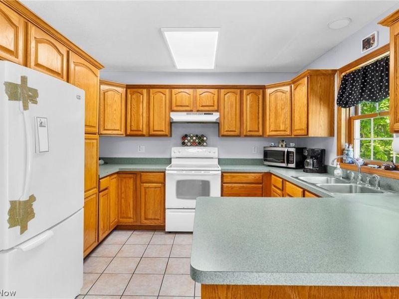 11795 Kile Road, Chardon, OH 44024 Photo 10