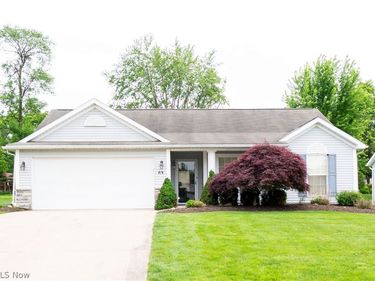 316 Brookpoint Street NW, North Canton, OH 44720