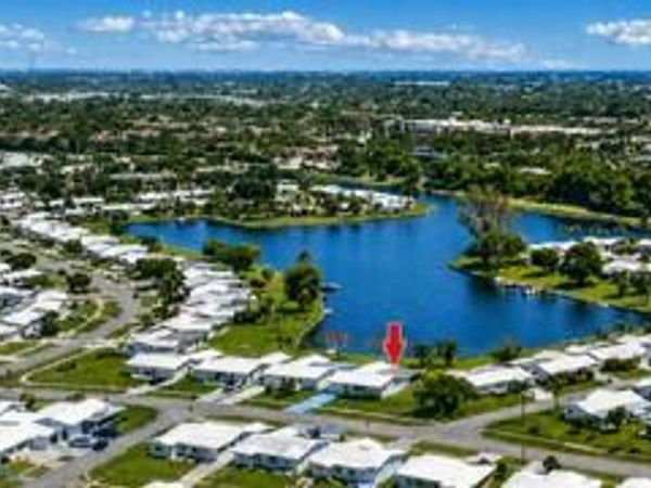 1998 Campanelli Boulevard, Boynton Beach, FL 33426