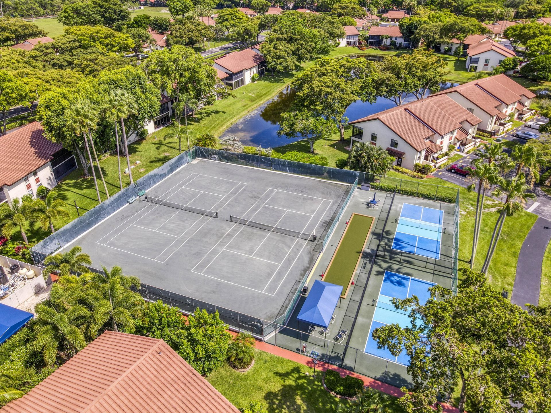 10624 Tropic Palm Avenue, Unit 202, Boynton Beach, FL 33437 Photo