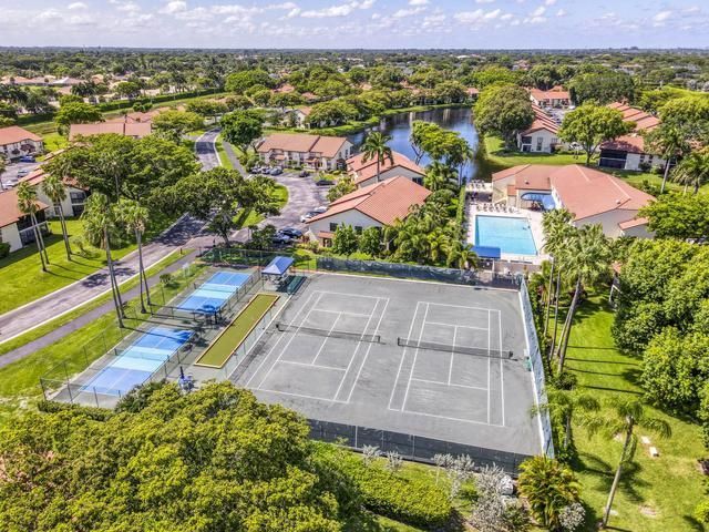 10624 Tropic Palm Avenue, Unit 202, Boynton Beach, FL 33437 Photo
