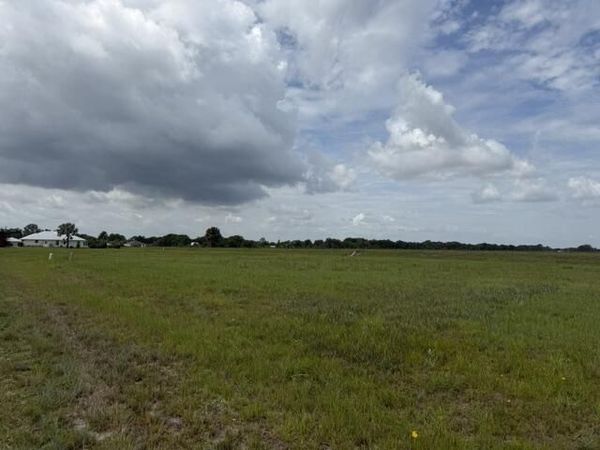 824 Woodmont Street, Sebring, FL 33876
