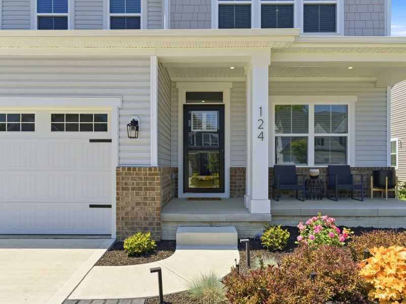 124 Steeplechase Court, Delaware, OH 43015 Photo 2