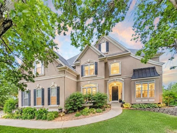 6 River Ridge, St Joseph, MO 64507