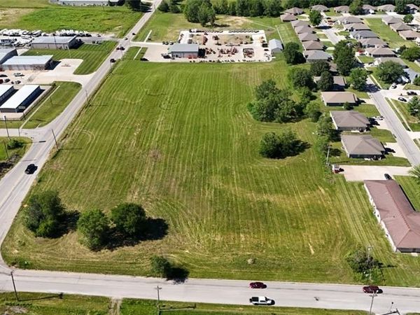 TBD N Broadway Street, Oak Grove, MO 64075