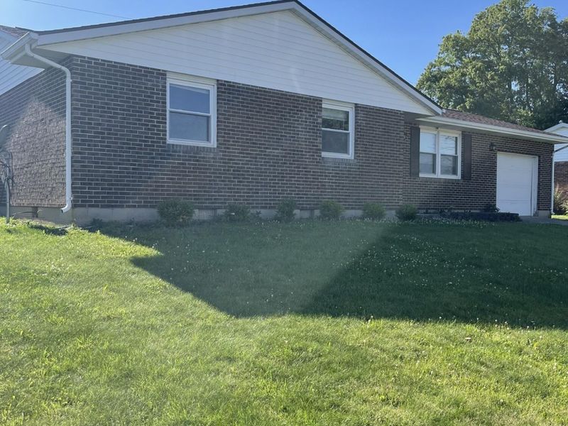 5427 Richmoor Road, Springfield, OH 45503 Photo 4