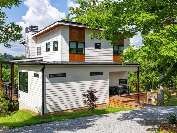 210 Brannon Ridge, Young Harris, GA 30582