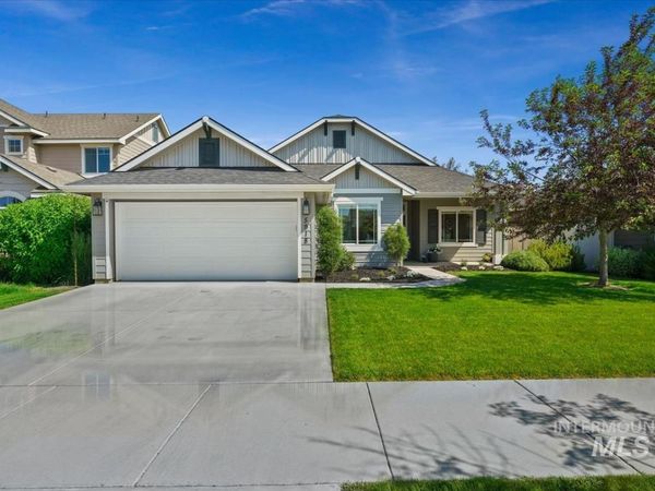 5918 W Quintale Dr, Meridian, ID 83646