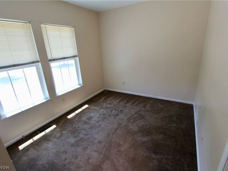27242 Emerald Oval S, Olmsted Township, OH 44138 Photo 23