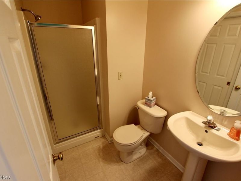 27242 Emerald Oval S, Olmsted Township, OH 44138 Photo 24