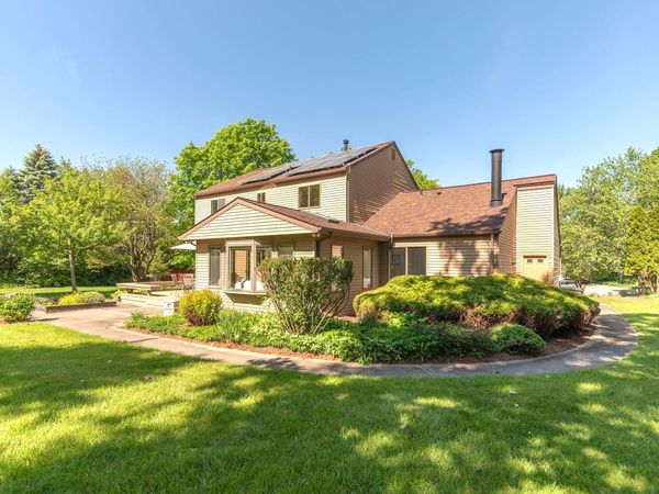 2110 Ardenne Drive, Ann Arbor, MI 48105