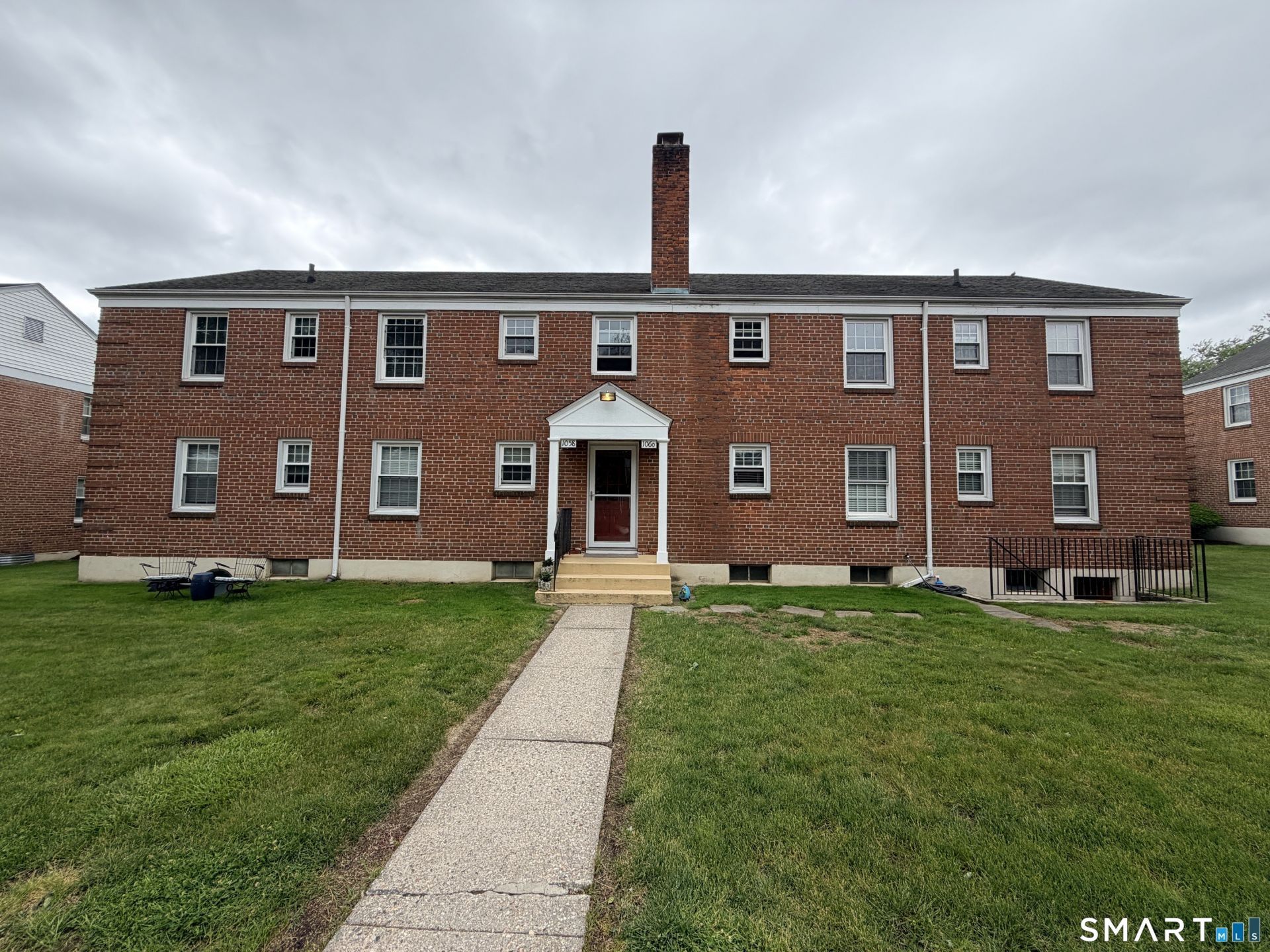 1060 Farmington, Unit 3, West Hartford, CT 06107 Main Photo