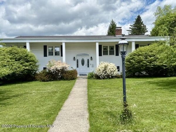 121 Belmont Avenue , Clarks Green, PA 18411