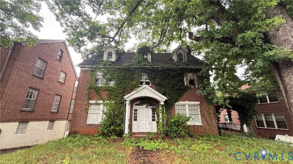 413 E Church St , Martinsville, VA 24112 Main Photo