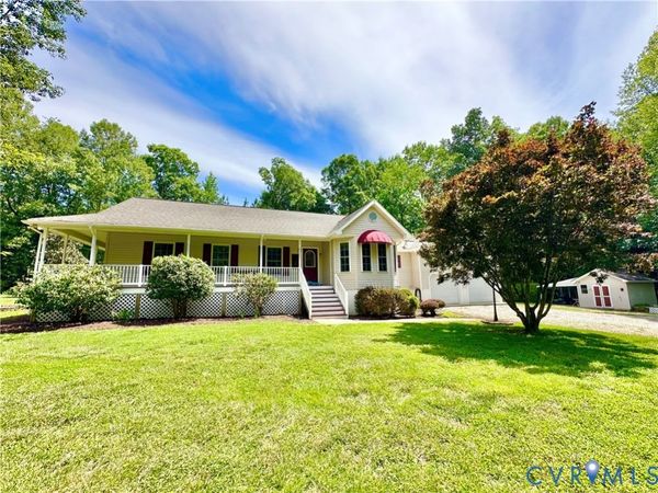 4352 Pierce Road , Powhatan, VA 23139