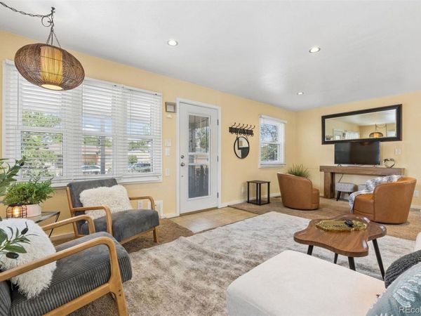 2160 E 94th Avenue , Thornton, CO 80229