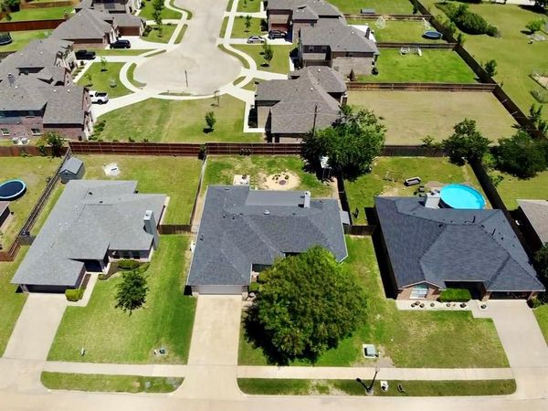 514 Morningside Court, Midlothian, TX 76065