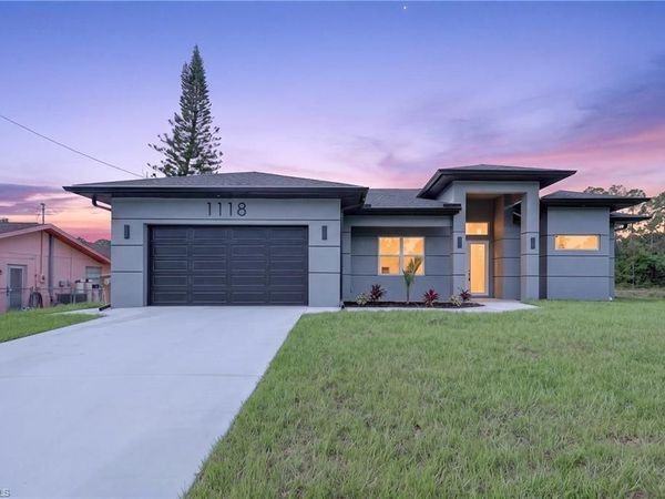 1118 Bari ST E, LEHIGH ACRES, FL 33974
