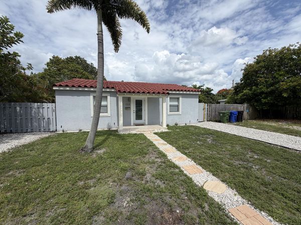 1508 NW 1st Avenue, Unit 2, Fort Lauderdale, FL 33311