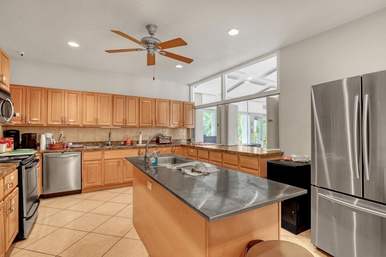 650 Snug Harbor Drive, Unit G301, Boynton Beach, FL 33435 Photo